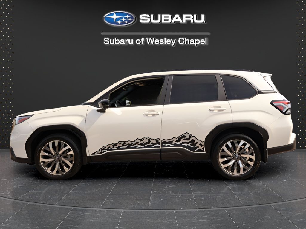 Certified 2025 Subaru Forester Touring AWD/4WD image 5