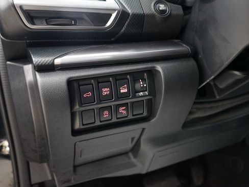 Used 2023 Subaru Forester Premium AWD/4WD image 29
