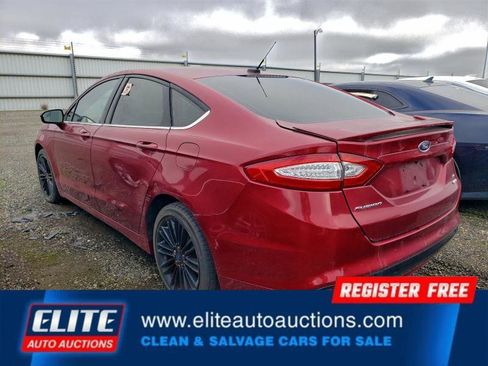 Used 2016 Ford Fusion SE image 3