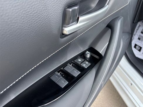New 2026 Toyota Corolla SE w/ Carpet Mat Package (TMS) image 25