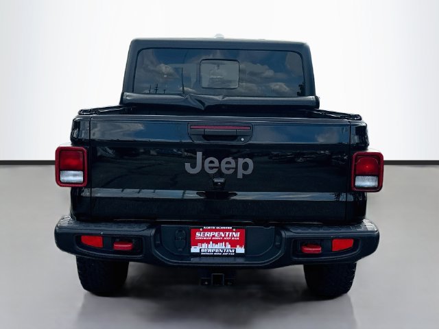 Used 2021 Jeep Gladiator Rubicon w/ Cold Weather Group AWD/4WD image 7