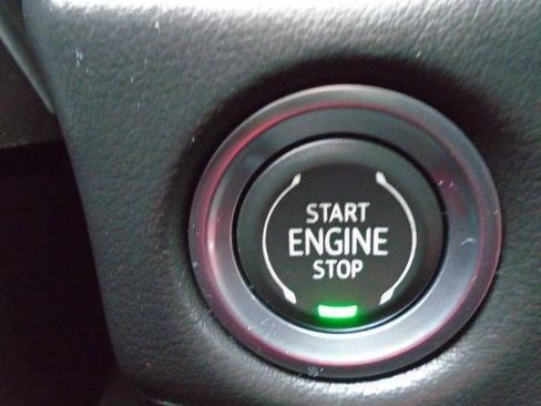 Used 2021 Chevrolet Tahoe 4WD w/ Remote Keyless Entry Package image 9