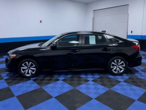 Certified 2024 Honda Civic LX image 5
