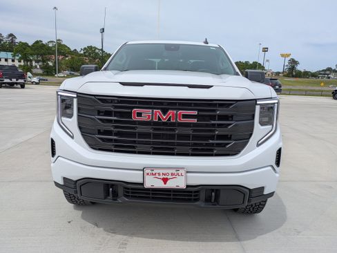 Used 2026 GMC Sierra 1500 Pro w/ Graphite Edition AWD/4WD image 2