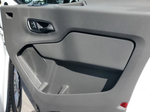 Used 2025 Ford Transit 350 XL image 22