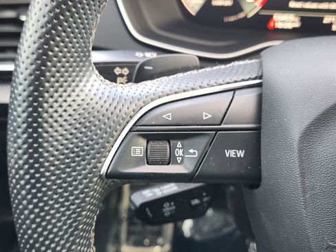 Used 2021 Audi SQ5 Prestige image 28