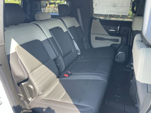 New 2026 GMC Hummer EV SUV image 61