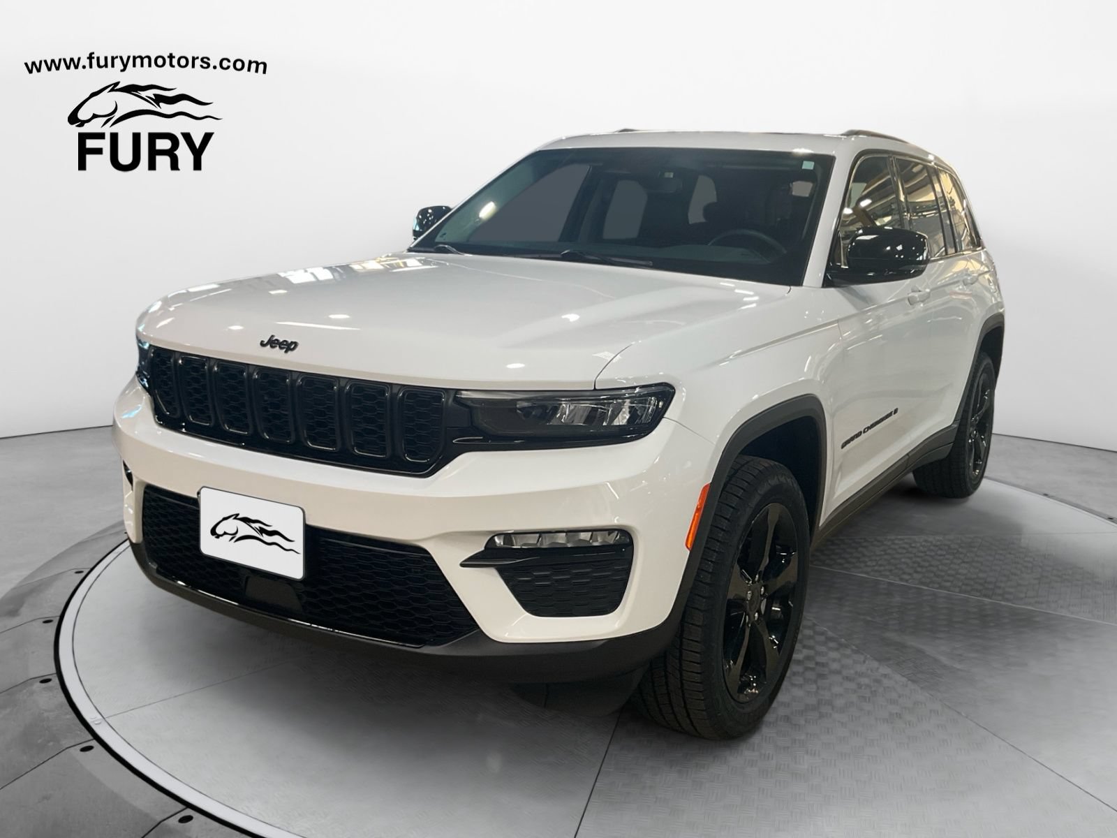 Used 2023 Jeep Grand Cherokee Limited w/ Black Appearance Package AWD/4WD image 8