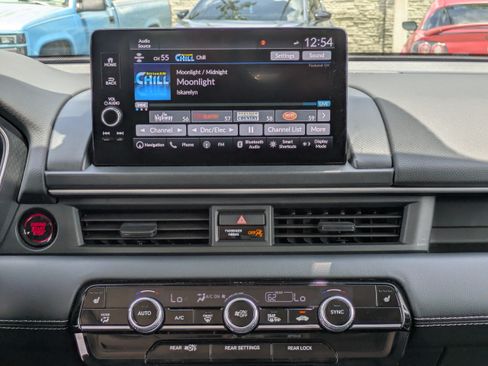 Used 2023 Honda Pilot Touring image 18