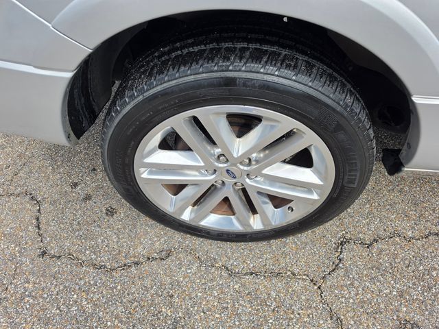Used 2017 Ford Expedition EL Platinum AWD/4WD image 11