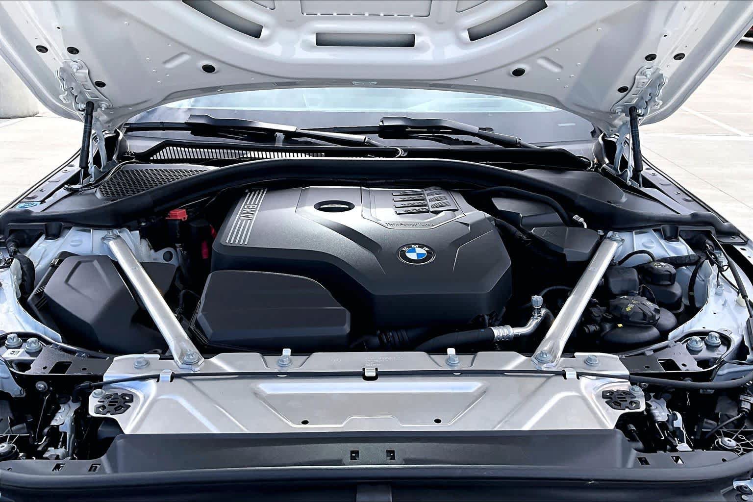Used 2024 BMW 430i xDrive Convertible w/ M Sport Package AWD/4WD image 28