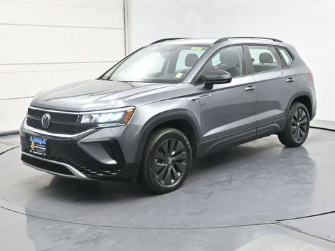 Used 2022 Volkswagen Taos S w/ IQ Drive S Package FWD image 1