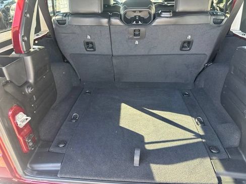 Certified 2021 Jeep Wrangler Unlimited Sahara AWD/4WD image 28