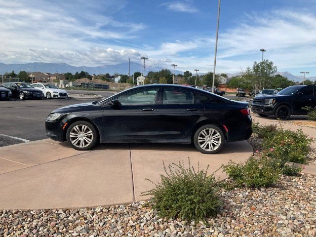 Used 2016 Chrysler 200 S w/ Navigation & Sound Group I AWD/4WD image 4