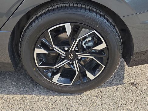 Used 2024 Hyundai Sonata SEL FWD image 11