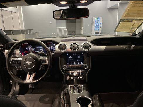 Used 2018 Ford Mustang Convertible w/ Equipment Group 101A image 34