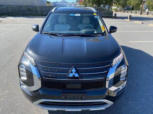 Used 2023 Mitsubishi Outlander SEL image 3