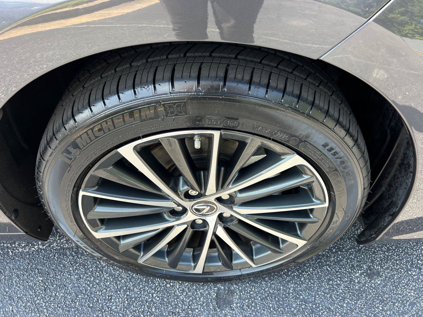 Certified 2025 Lexus ES 350 w/ Premium Package FWD image 12