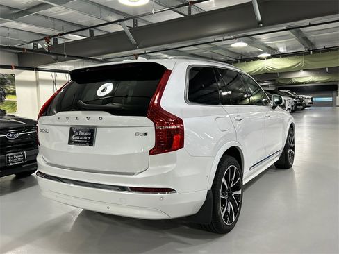 Certified 2024 Volvo XC90 B5 Plus w/ Protection Package Premier image 2