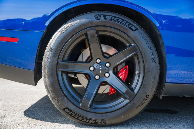 Used 2019 Dodge Challenger SRT Hellcat RWD image 24
