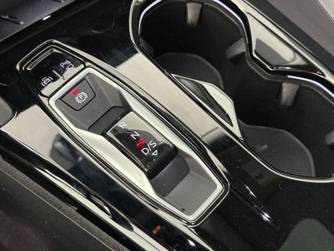 Used 2025 Audi Q5 Premium Plus w/ Premium Plus AWD/4WD image 21