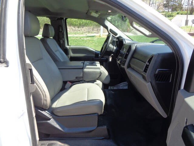 Used 2017 Ford F350 XL w/ Power Equipment Group RWD image 24