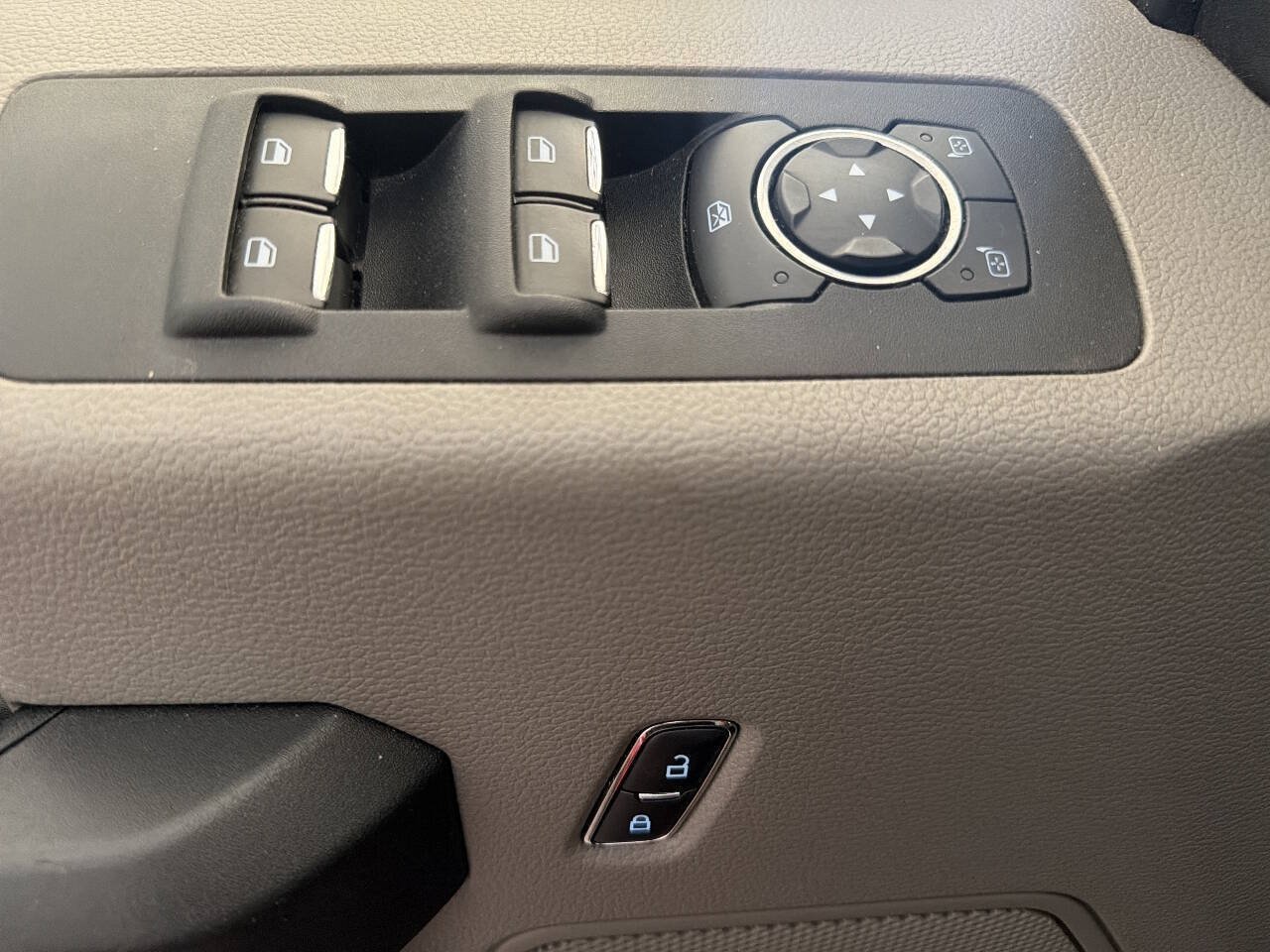 Used 2015 Ford F150 XL w/ Equipment Group 101A Mid RWD image 15