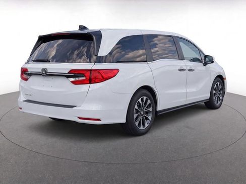 Used 2023 Honda Odyssey EX-L image 7
