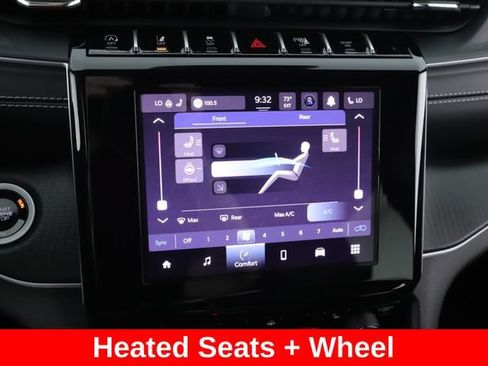 Used 2025 Jeep Grand Cherokee L Altitude AWD/4WD image 4