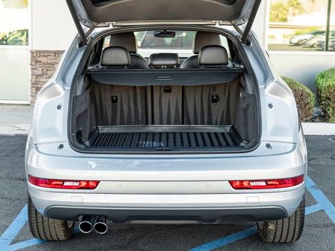 Used 2018 Audi Q3 2.0T Premium w/ Convenience Package image 27