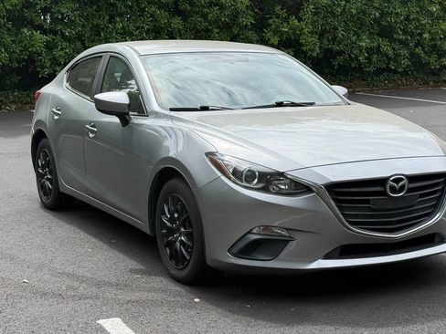 Used 2015 MAZDA MAZDA3 i Sport FWD image 3