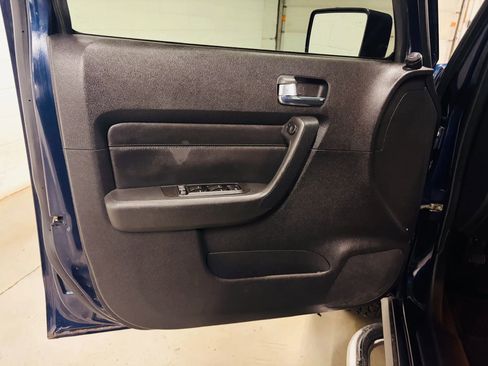 Used 2007 HUMMER H3 AWD/4WD image 17