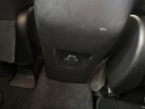 Used 2017 Toyota RAV4 LE w/ All Weather Liner Package AWD/4WD image 13
