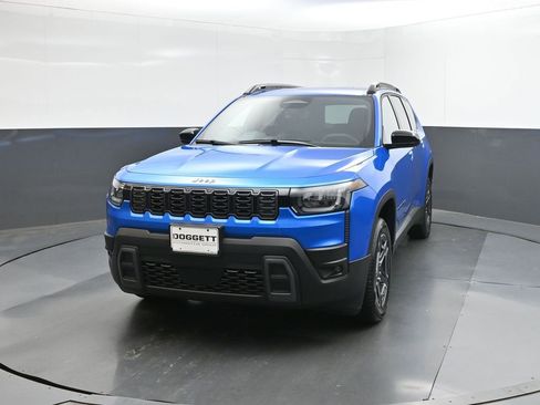 New 2026 Jeep Cherokee Laredo AWD/4WD image 30