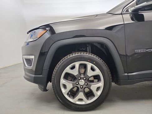 Used 2018 Jeep Compass Limited w/ Navigation Group image 22