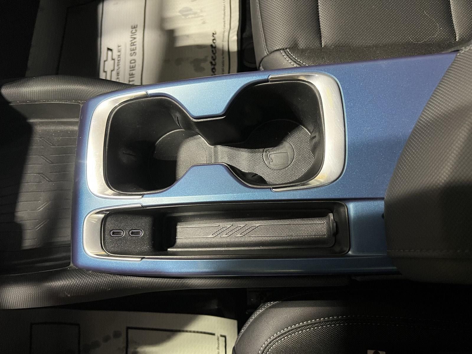 Used 2024 Chevrolet Equinox EV LT w/ LPO, Blackout Package FWD image 16
