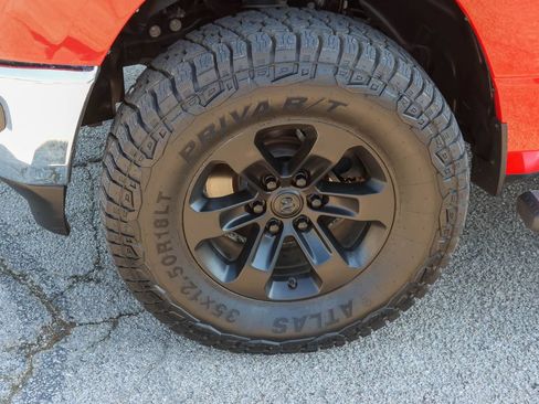 Used 2023 RAM 1500 Big Horn AWD/4WD image 7