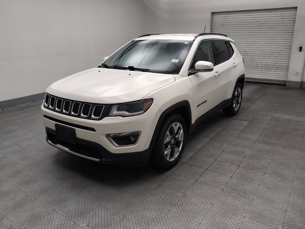 Used 2018 Jeep Compass Limited w/ Navigation Group FWD image 2
