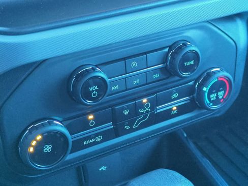 Used 2023 Ford Bronco 4-Door image 30