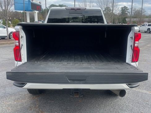 Used 2022 Chevrolet Silverado 2500 High Country w/ Z71 Off-Road Package image 17