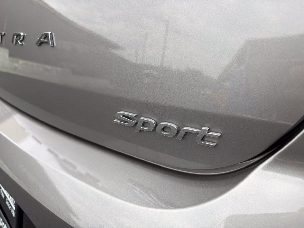 Used 2020 Hyundai Elantra Sport w/ Premium Package 02 FWD image 23