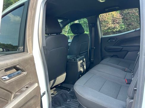 Used 2024 GMC Canyon Elevation w/ Convenience Package RWD image 43