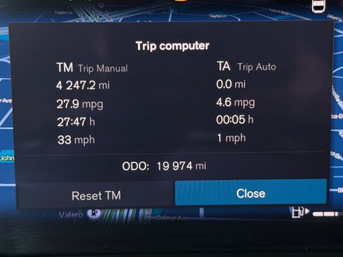 Certified 2025 Volvo V60 B5 Cross Country Plus AWD/4WD image 19