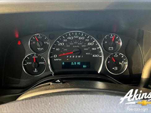 New 2025 Chevrolet Express 3500 Extended w/ Driver Convenience Package image 9