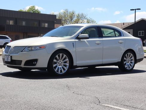 Used 2012 Lincoln MKS AWD image 11