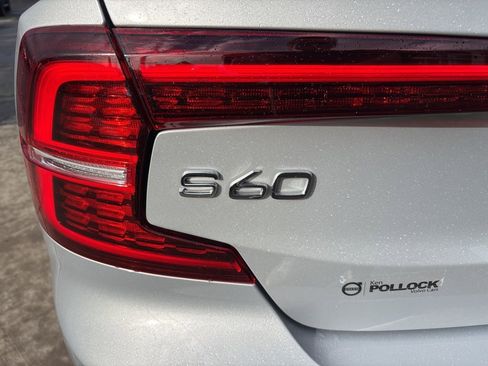 Certified 2025 Volvo S60 B5 Core image 8