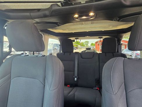 Used 2020 Jeep Wrangler Unlimited Sport AWD/4WD image 22