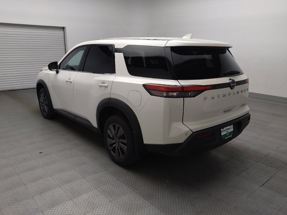 Used 2022 Nissan Pathfinder SV AWD/4WD image 6