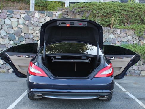 Used 2014 Mercedes-Benz CLS 550 4MATIC image 10