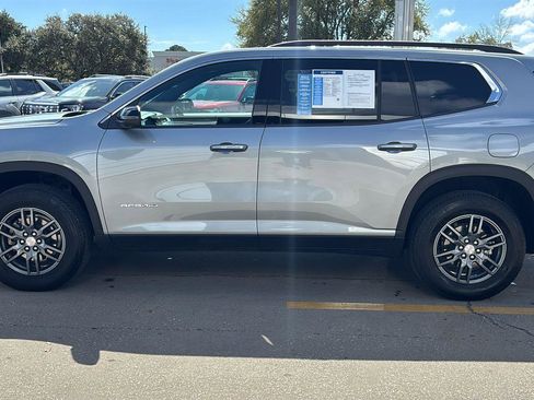 Certified 2025 GMC Acadia Elevation image 4